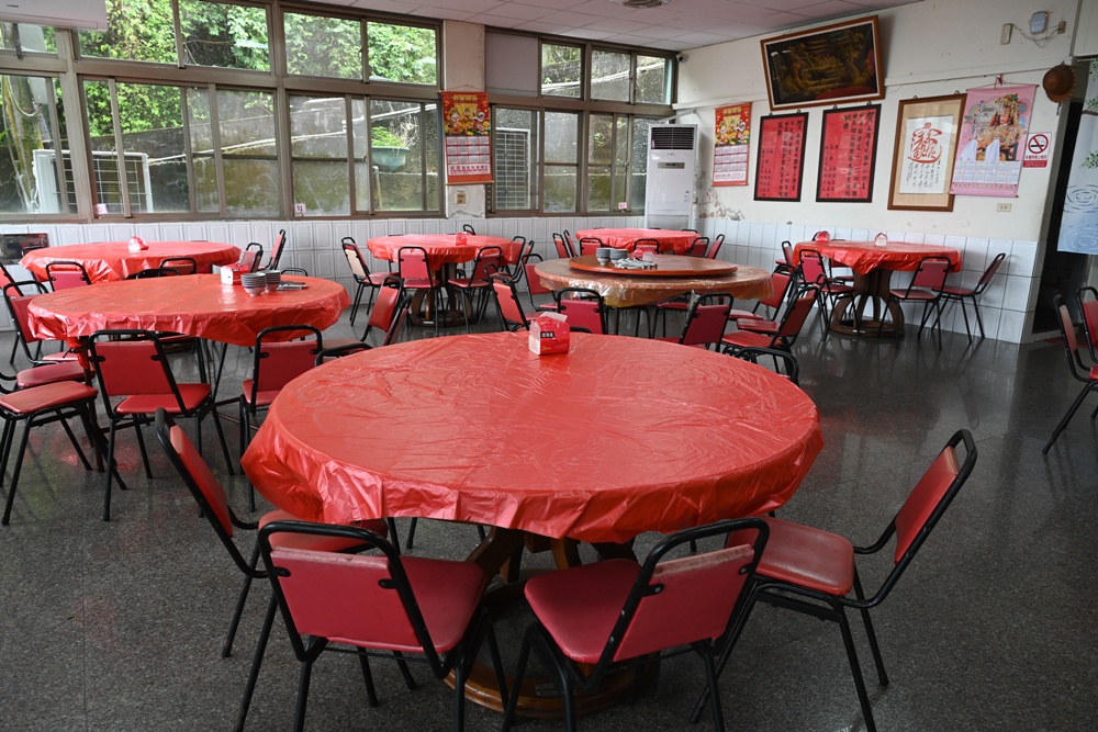 雲林古坑美食推薦！華山小吃 苦茶油雞、古坑咖啡入菜 融合在地特色風味！