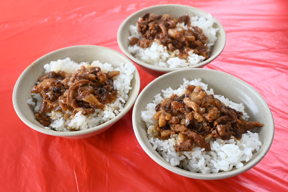 雲林古坑美食推薦！華山小吃 苦茶油雞、古坑咖啡入菜 融合在地特色風味！