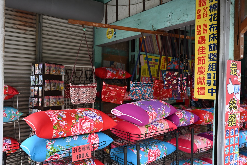 台南後壁金牌農村一日遊｜米香有約，「稻」後壁旅行！採芭樂、撿雞蛋、絹印臉譜帆布袋DIY、俗女餐桌全攻略！