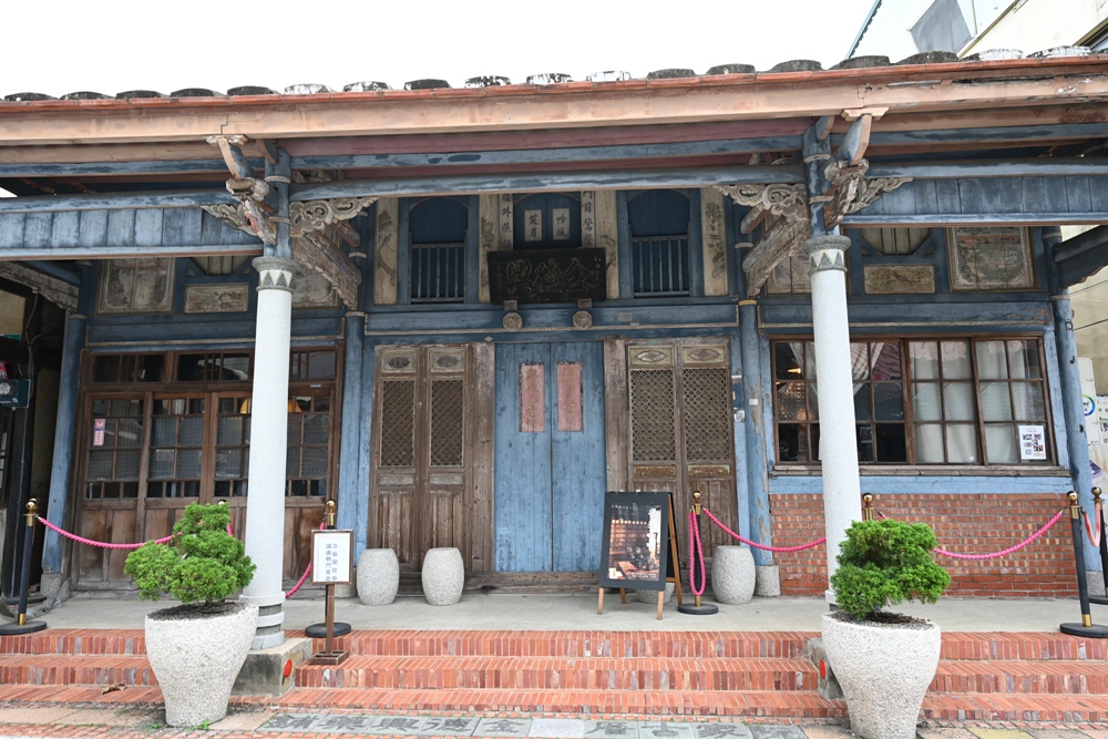 台南後壁金牌農村一日遊｜米香有約，「稻」後壁旅行！採芭樂、撿雞蛋、絹印臉譜帆布袋DIY、俗女餐桌全攻略！