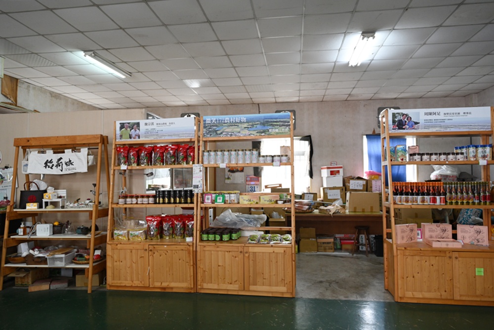 台南一日遊。白河草店社區 稻荷咖工作坊 荷染DIY、藕咖奶DIY、風味餐！