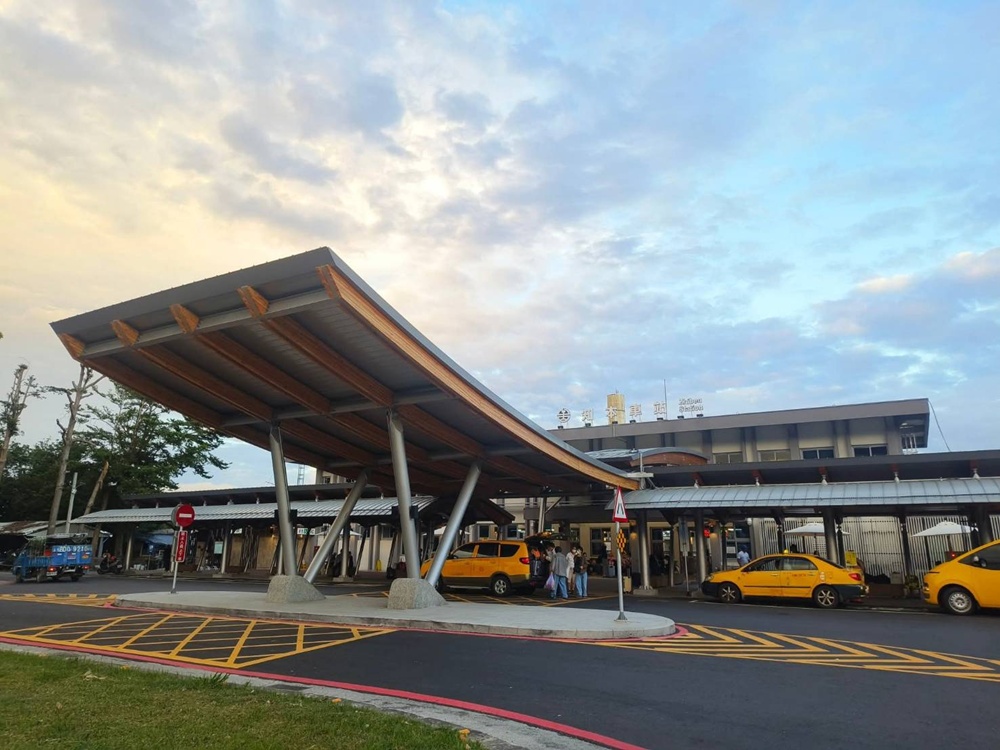 台東溫泉住宿推薦｜知本富野溫泉休閒會館 露天SPA、獨立湯屋 美食泡湯一次滿足！湯日漫旅 溫泉季專案！