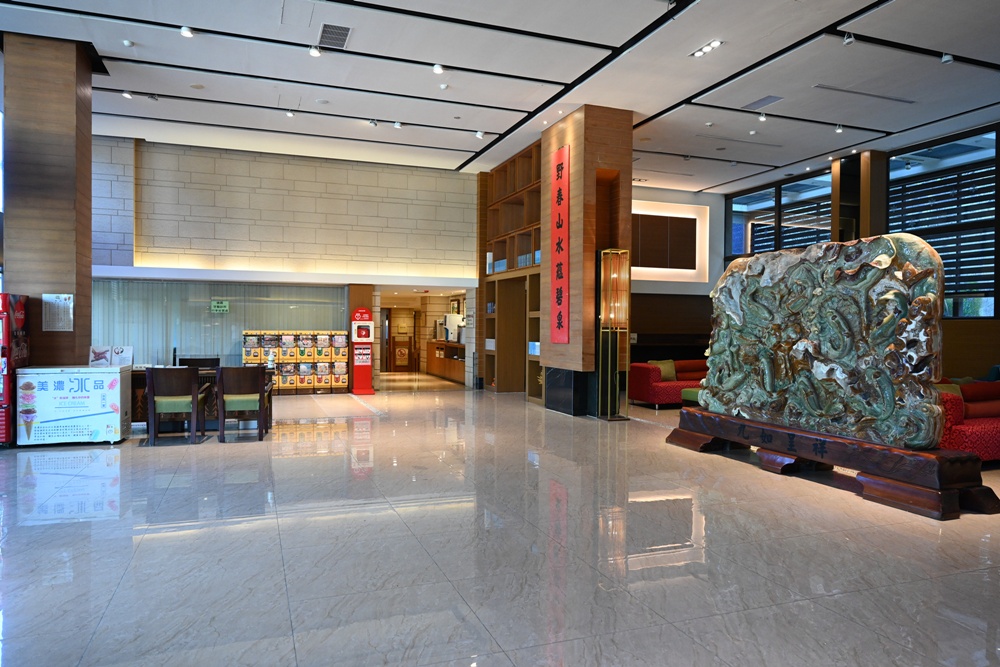 台東溫泉住宿推薦｜知本富野溫泉休閒會館 露天SPA、獨立湯屋 美食泡湯一次滿足！湯日漫旅 溫泉季專案！