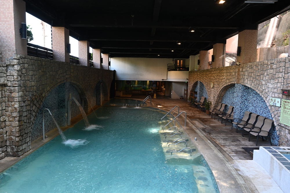 台東溫泉住宿推薦｜知本富野溫泉休閒會館 露天SPA、獨立湯屋 美食泡湯一次滿足！湯日漫旅 溫泉季專案！