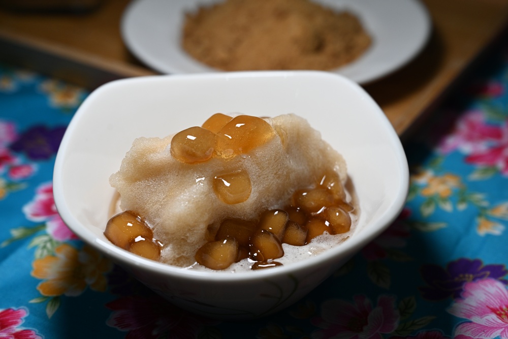 新竹金牌農村一日遊｜新城社區 寶山新城風糖 蔗糖農事體驗、砍甘蔗、DIY黑糖粉圓、甘蔗冰沙、割稻飯！