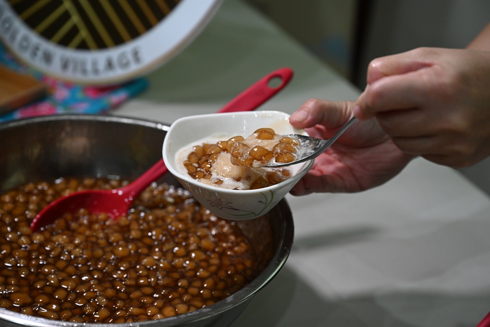 新竹金牌農村一日遊｜新城社區 寶山新城風糖 蔗糖農事體驗、砍甘蔗、DIY黑糖粉圓、甘蔗冰沙、割稻飯！