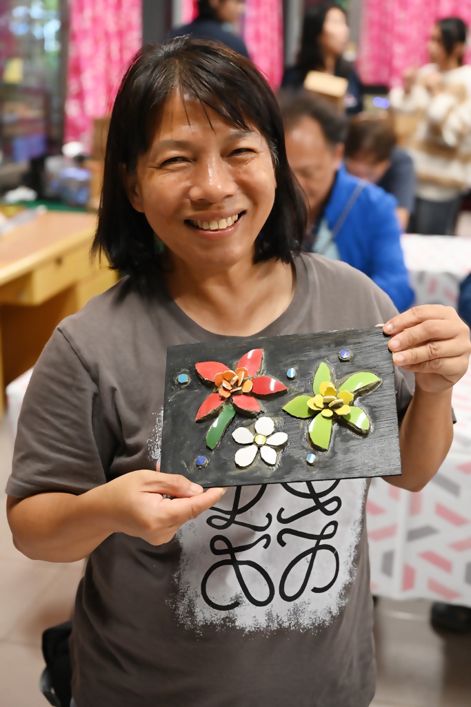 新竹金牌農村一日遊|旱坑社區 金漢柿餅教育農園 認識柿子、懂柿、剪黏美學工藝DIY! 新竹金牌農村一日遊|旱坑社區 金漢柿餅教育農園 認識柿子、懂柿、剪黏美學工藝DIY!