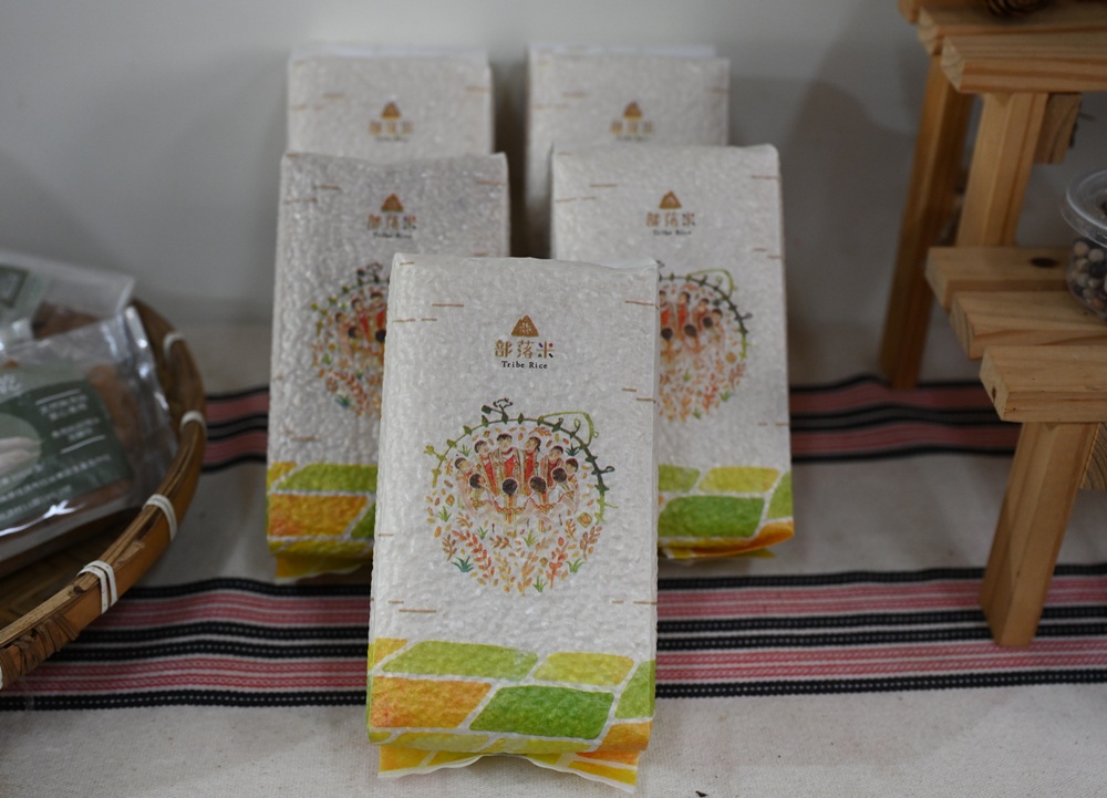 台東一日遊。布拉谷果菜生產合作社 苦茶籽油、祈福手作、樹豆茶包、一次滿足五感體驗! 台東一日遊。布拉谷果菜生產合作社 苦茶籽油、祈福手作、樹豆茶包、一次滿足五感體驗!