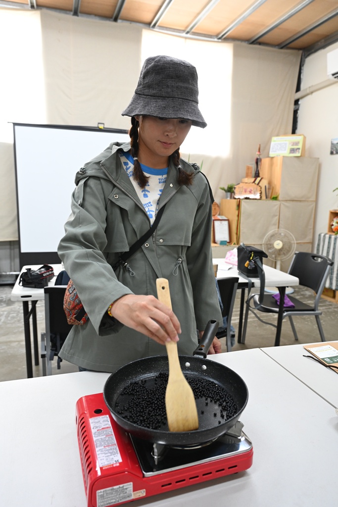 台東一日遊。布拉谷果菜生產合作社 苦茶籽油、祈福手作、樹豆茶包、一次滿足五感體驗! 台東一日遊。布拉谷果菜生產合作社 苦茶籽油、祈福手作、樹豆茶包、一次滿足五感體驗!