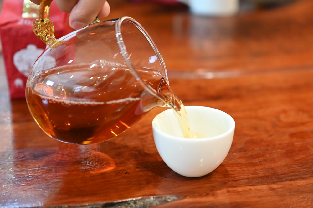 台東一日遊|林旺製茶廠 茶園生態導覽、參觀茶廠、紅烏龍茶沖泡教學! 台東一日遊|林旺製茶廠 茶園生態導覽、參觀茶廠、紅烏龍茶沖泡教學!