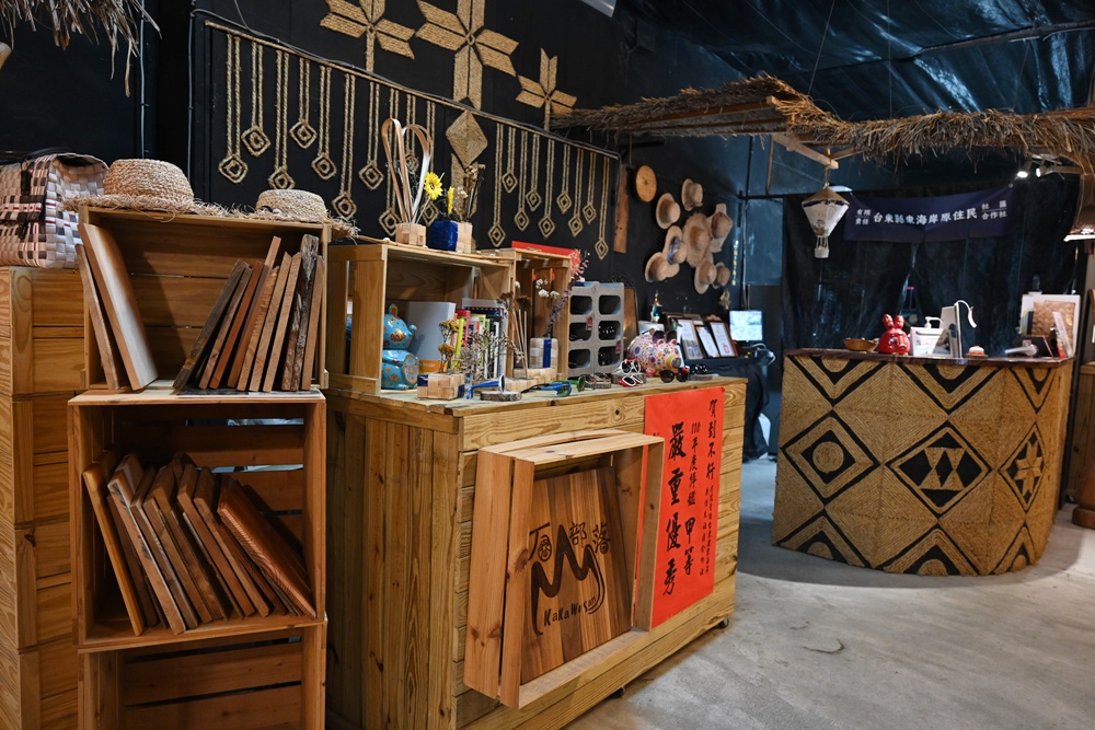 台東一日遊│台東糖廠 月桃部落-石山倉庫 稻草御守DIY、稻草鬥貓棒、月桃草帽! 台東一日遊│台東糖廠 月桃部落-石山倉庫 稻草御守DIY、稻草鬥貓棒、月桃草帽!