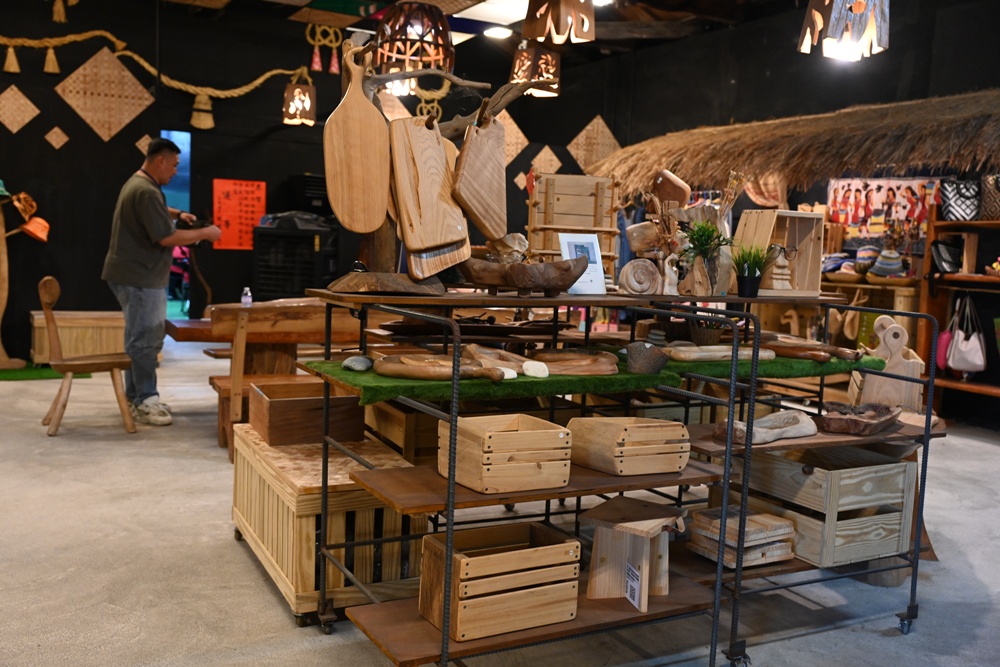 台東一日遊│台東糖廠 月桃部落-石山倉庫 稻草御守DIY、稻草鬥貓棒、月桃草帽! 台東一日遊│台東糖廠 月桃部落-石山倉庫 稻草御守DIY、稻草鬥貓棒、月桃草帽!