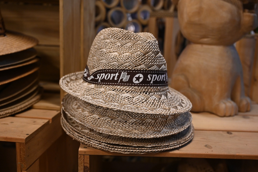 台東一日遊│台東糖廠 月桃部落-石山倉庫 稻草御守DIY、稻草鬥貓棒、月桃草帽! 台東一日遊│台東糖廠 月桃部落-石山倉庫 稻草御守DIY、稻草鬥貓棒、月桃草帽!