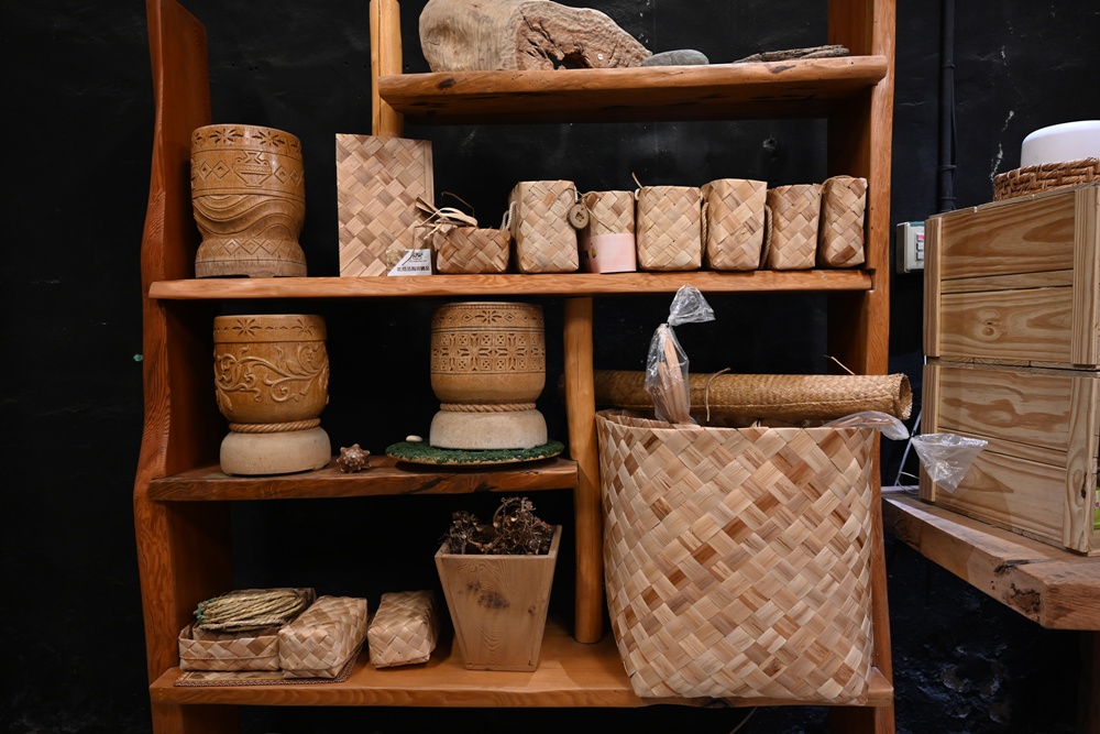 台東一日遊│台東糖廠 月桃部落-石山倉庫 稻草御守DIY、稻草鬥貓棒、月桃草帽! 台東一日遊│台東糖廠 月桃部落-石山倉庫 稻草御守DIY、稻草鬥貓棒、月桃草帽!