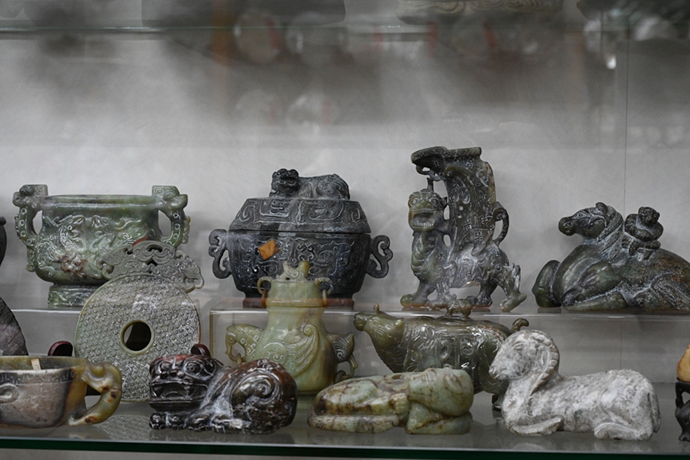 高雄鹽埕一日遊｜堀江商場老店、古著、鹽埕美食尋寶攻略！