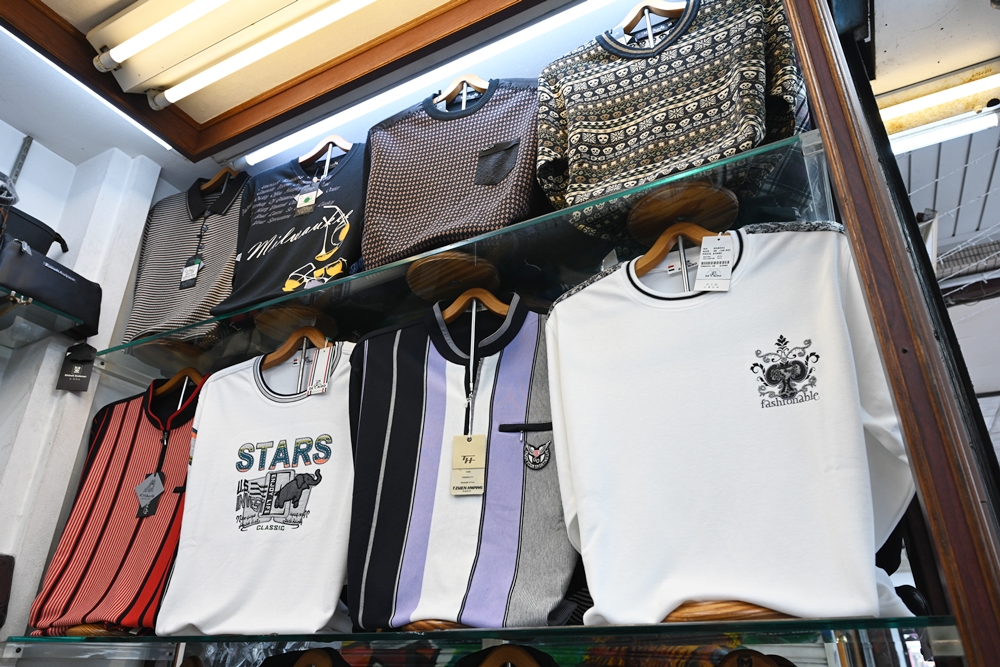 高雄鹽埕一日遊｜堀江商場老店、古著、鹽埕美食尋寶攻略！