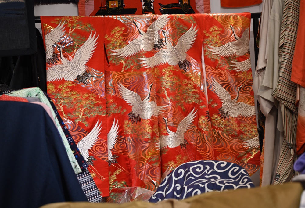 高雄鹽埕一日遊｜堀江商場老店、古著、鹽埕美食尋寶攻略！