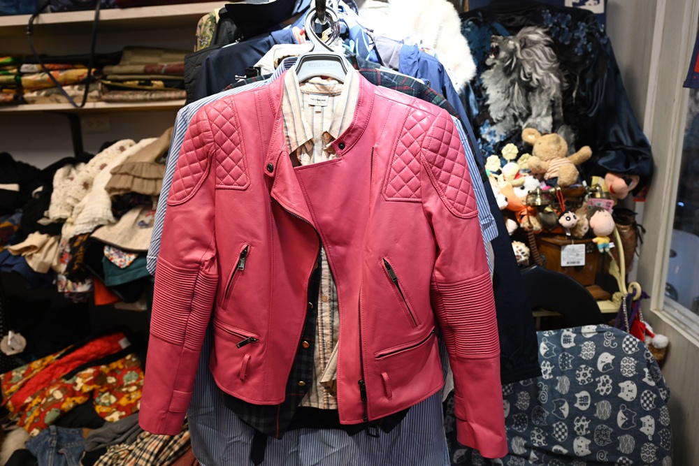 高雄鹽埕一日遊｜堀江商場老店、古著、鹽埕美食尋寶攻略！