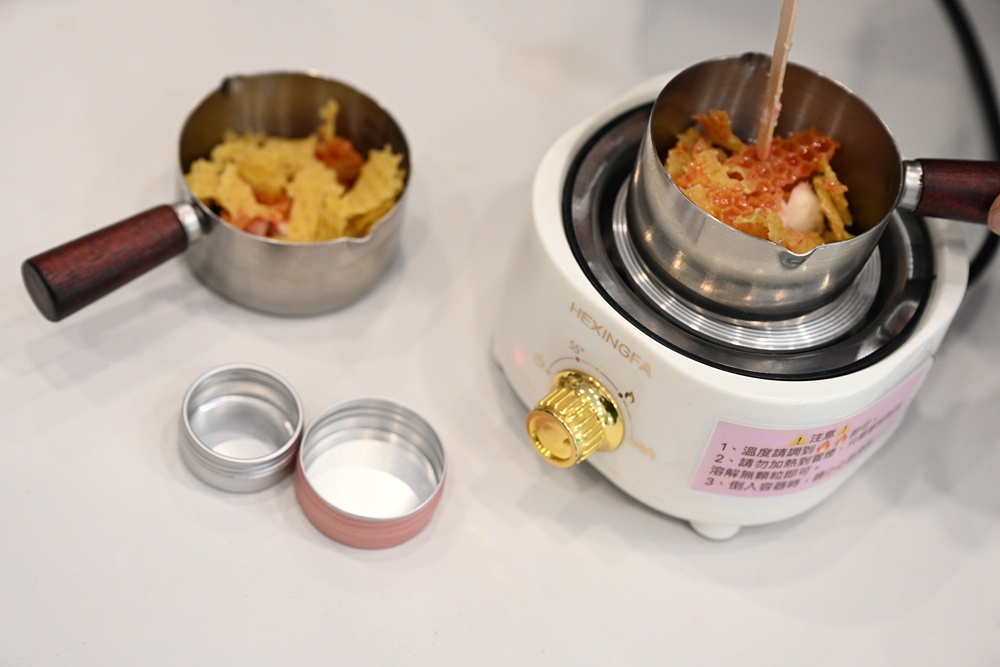 台東一日遊|蜜蜂盒子Bee Box 近距離觀察蜜蜂、品嘗香甜蜂巢蜜、DIY蜂蠟紫草膏! 台東一日遊|蜜蜂盒子Bee Box 近距離觀察蜜蜂、品嘗香甜蜂巢蜜、DIY蜂蠟紫草膏!