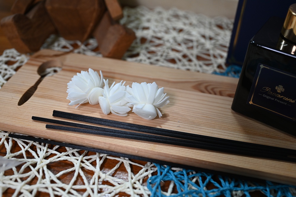 生活｜美國Pavaruni 香氛 100%純植物精油、擴香瓶、香氛蠟燭、香水~