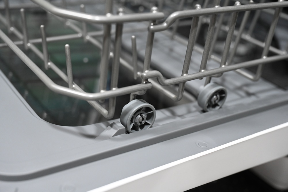 開箱｜CHEFBORN韓國天廚  WASHFALL5人份獨立式紫外線洗碗機、免安裝！