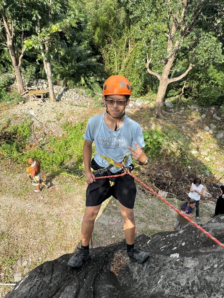 台東景觀餐廳推薦。伴山邀複合式餐飲 180度山景 x 原住民風味餐 x 攀樹、攀岩、繩索垂降