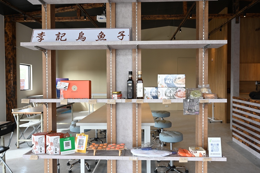 雲林口湖必訪！李記烏魚子 伴手禮、DIY、炙燒烏魚子 一次滿足！