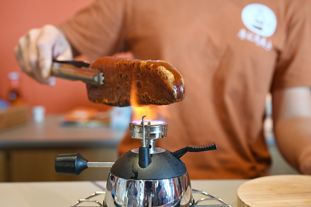 雲林口湖必訪！李記烏魚子 伴手禮、DIY、炙燒烏魚子 一次滿足！