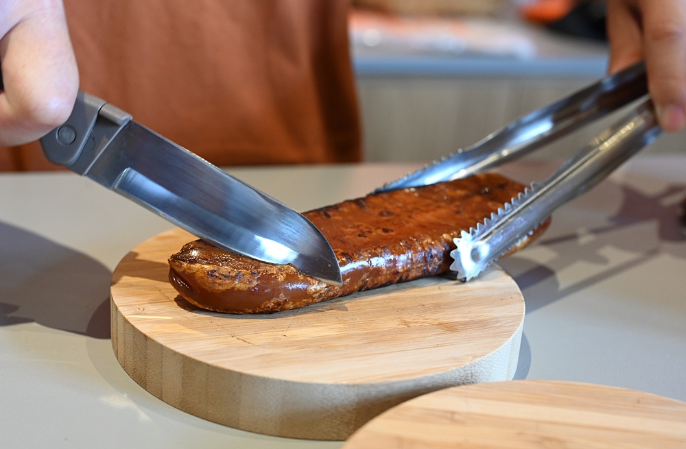 雲林口湖必訪！李記烏魚子 伴手禮、DIY、炙燒烏魚子 一次滿足！