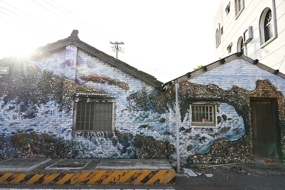 雲林口湖私房景點｜金湖聚落「蚵貝藝術牆」散步秘境！