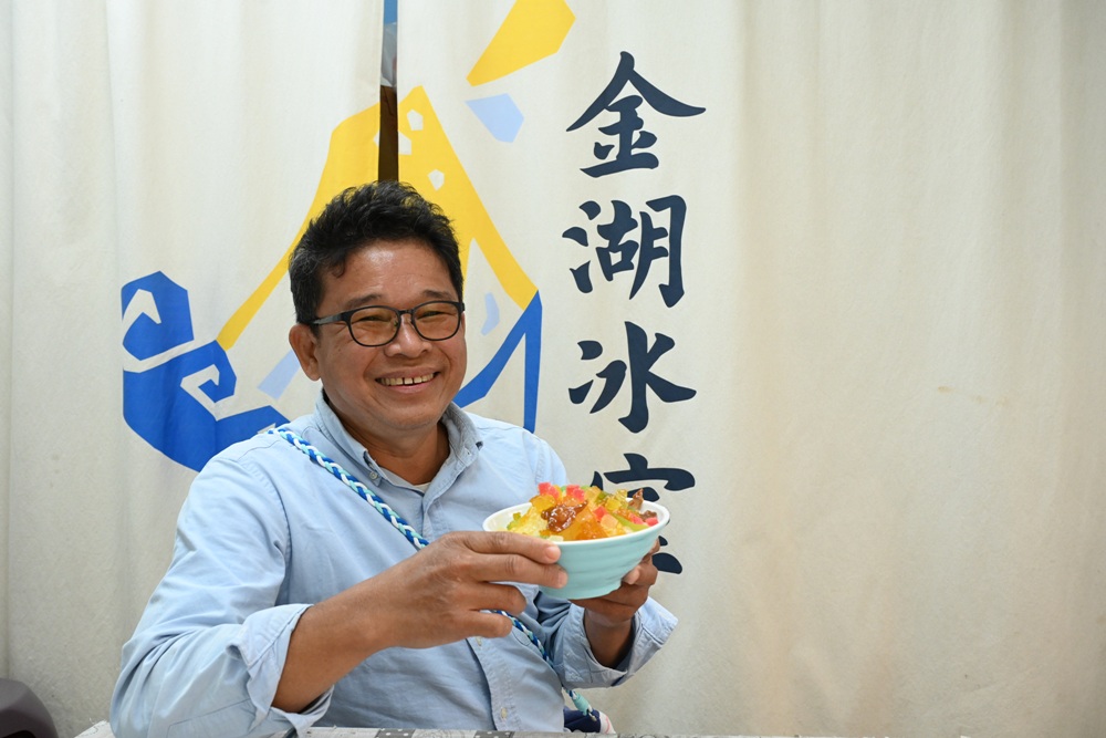 雲林美食。金湖冰室 澎派海鮮麵、古早味蜜餞四果冰！