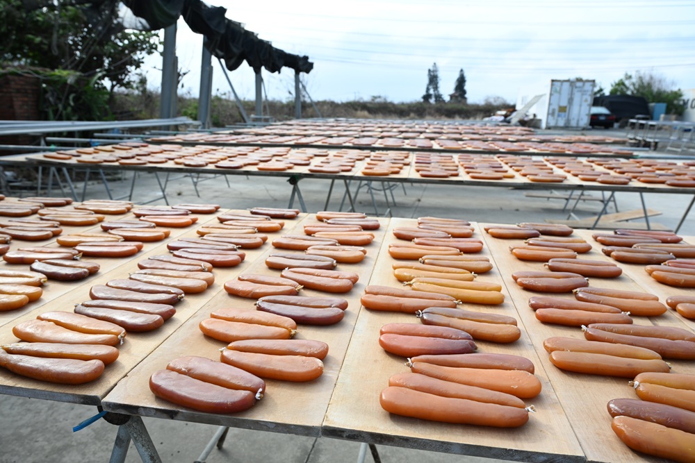 雲林口湖。口福烏魚伯烏魚子 烏金條、蜜蠟烏魚子、血子烏魚子 x 新榮製冰-烏魚子霜淇淋！