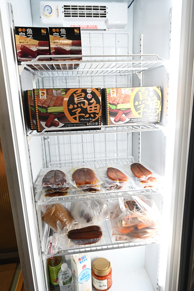 雲林口湖。口福烏魚伯烏魚子 烏金條、蜜蠟烏魚子、血子烏魚子 x 新榮製冰-烏魚子霜淇淋！