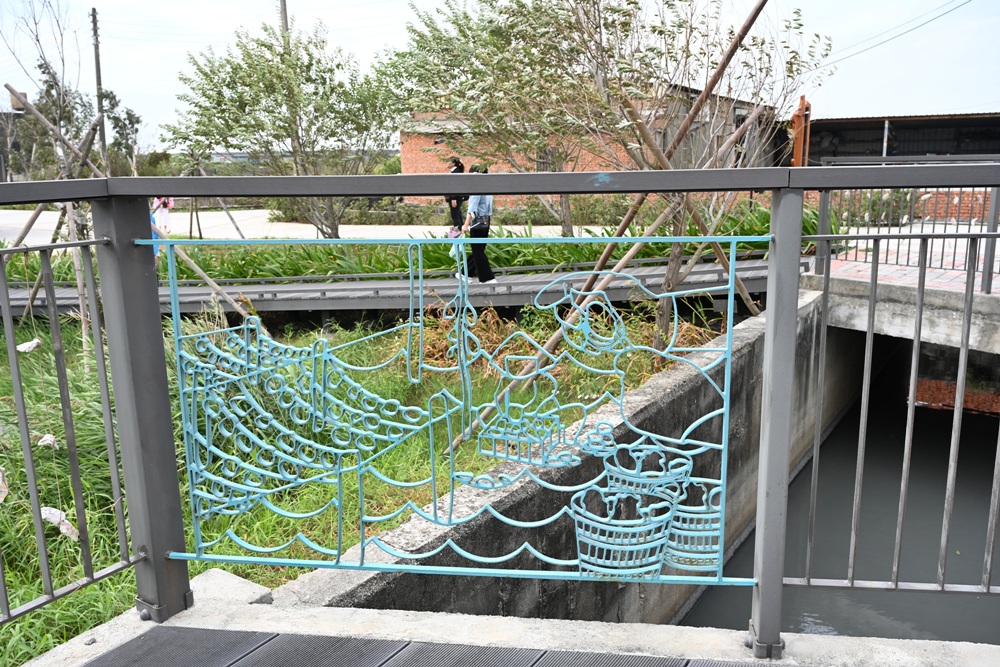 雲林一日遊。椬梧聚落散策、椬梧映月塘、湖口飯吃、水林小黑農 採毛豆、炒黑豆！