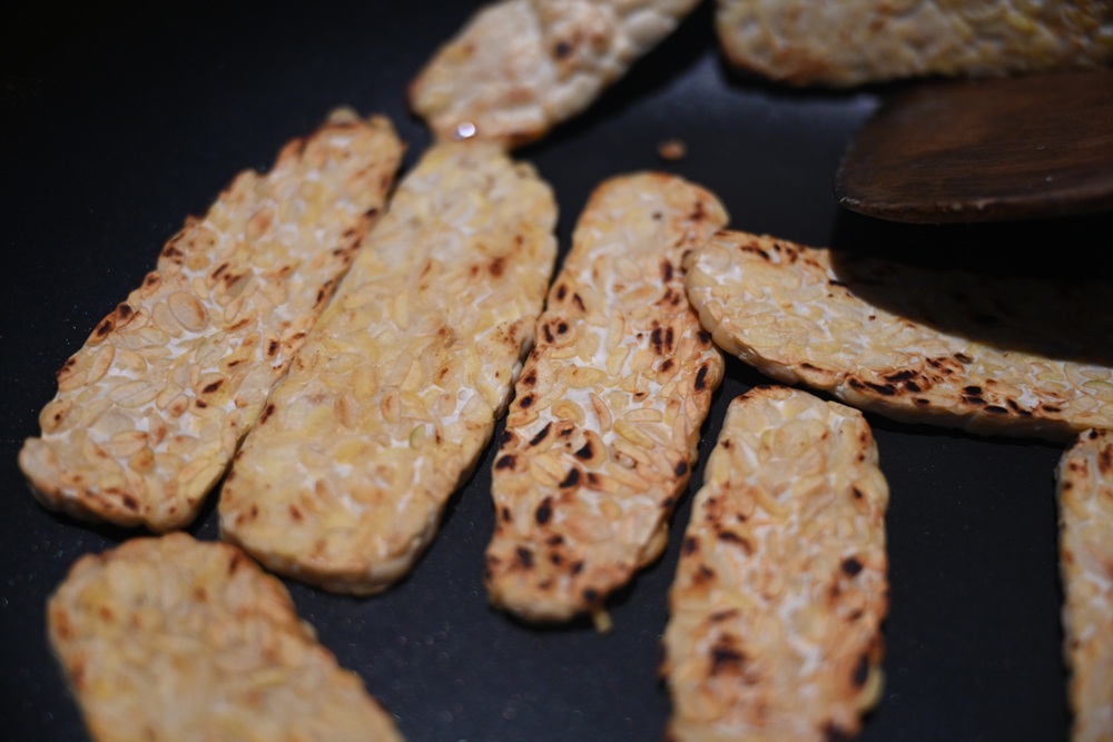 雲林一日遊。椬梧聚落散策、椬梧映月塘、湖口飯吃、水林小黑農 採毛豆、炒黑豆！