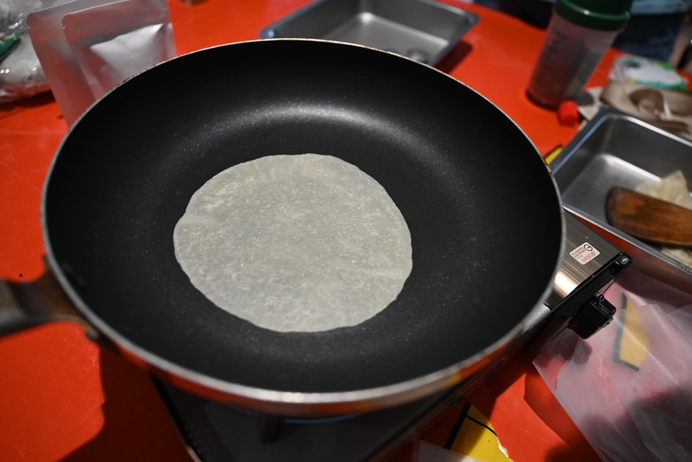 雲林一日遊。椬梧聚落散策、椬梧映月塘、湖口飯吃、水林小黑農 採毛豆、炒黑豆！