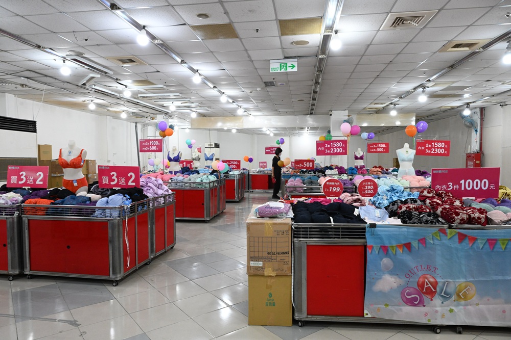 2025 SWEAR 思薇爾內衣廠拍｜台中南屯超殺優惠！無鋼圈無痕、軟鋼圈、運動內衣、調整型、機能內衣、撩波系列、涼感系列、超大尺碼內衣 全面下殺最低價！