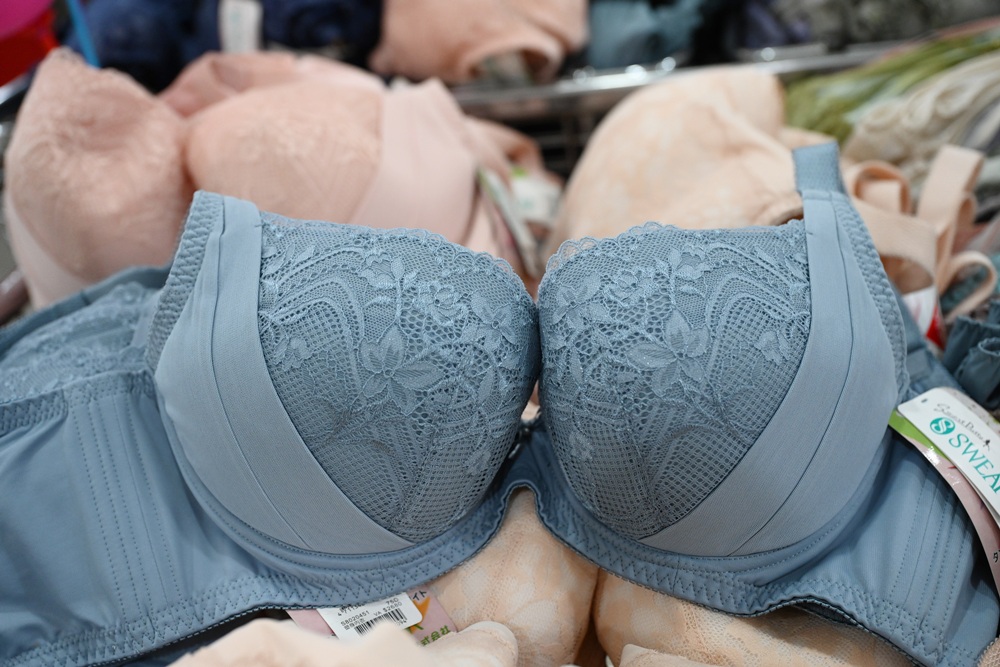 2025 SWEAR 思薇爾內衣廠拍｜台中南屯超殺優惠！無鋼圈無痕、軟鋼圈、運動內衣、調整型、機能內衣、撩波系列、涼感系列、超大尺碼內衣 全面下殺最低價！