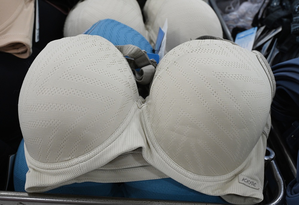 2025 SWEAR 思薇爾內衣廠拍｜台中南屯超殺優惠！無鋼圈無痕、軟鋼圈、運動內衣、調整型、機能內衣、撩波系列、涼感系列、超大尺碼內衣 全面下殺最低價！