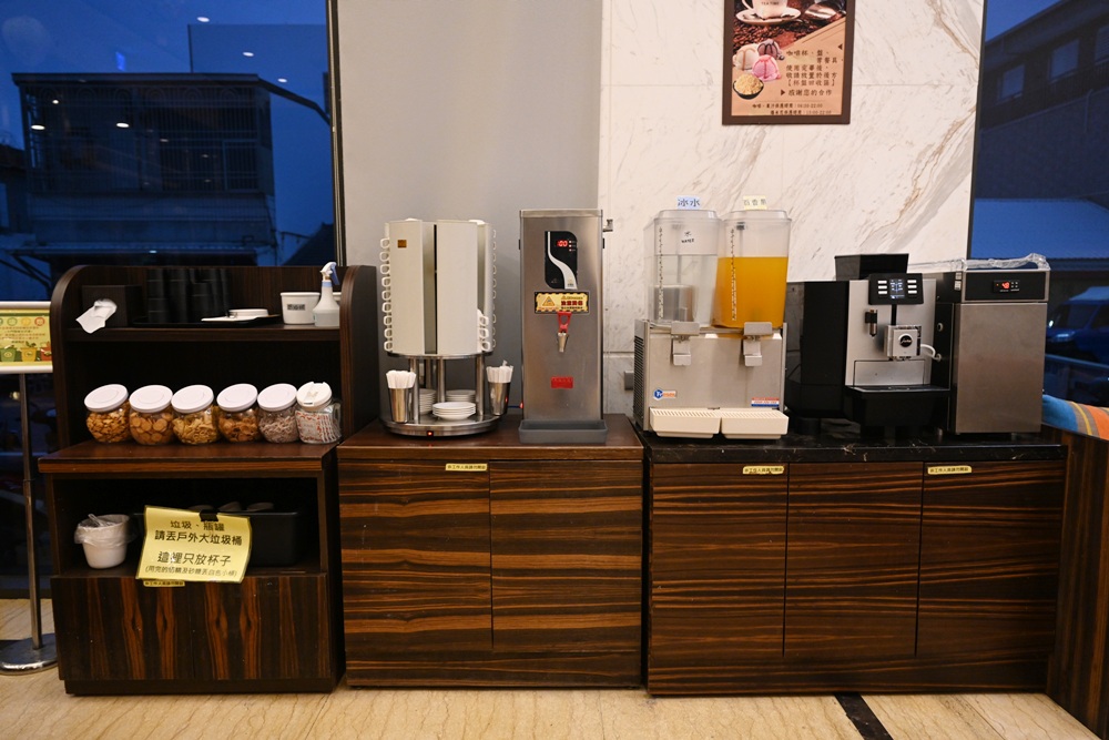 台東住宿推薦。台東富野渡假酒店 一泊二食 宵夜直接當晚餐! 台東住宿推薦。台東富野渡假酒店 一泊二食 宵夜直接當晚餐!