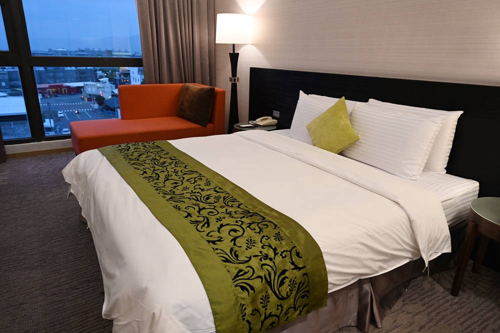 台東住宿推薦。台東富野渡假酒店 一泊二食 宵夜直接當晚餐! 台東住宿推薦。台東富野渡假酒店 一泊二食 宵夜直接當晚餐!