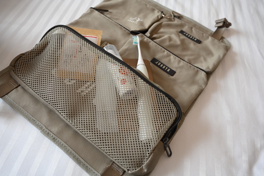 2025行李箱推薦。Johoya 禾雅行行李箱 悠雅時光雙開式行李箱 不用彎下腰 一鍵即可煞車解鎖！