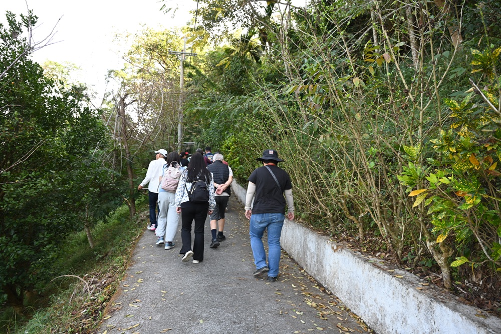 南投一日遊。雙龍七彩吊橋、雙龍瀑布、雙龍瀑布水圳步道! 南投一日遊。雙龍七彩吊橋、雙龍瀑布、雙龍瀑布水圳步道!
