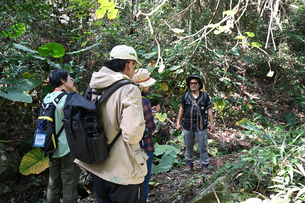 南投一日遊。雙龍七彩吊橋、雙龍瀑布、雙龍瀑布水圳步道! 南投一日遊。雙龍七彩吊橋、雙龍瀑布、雙龍瀑布水圳步道!