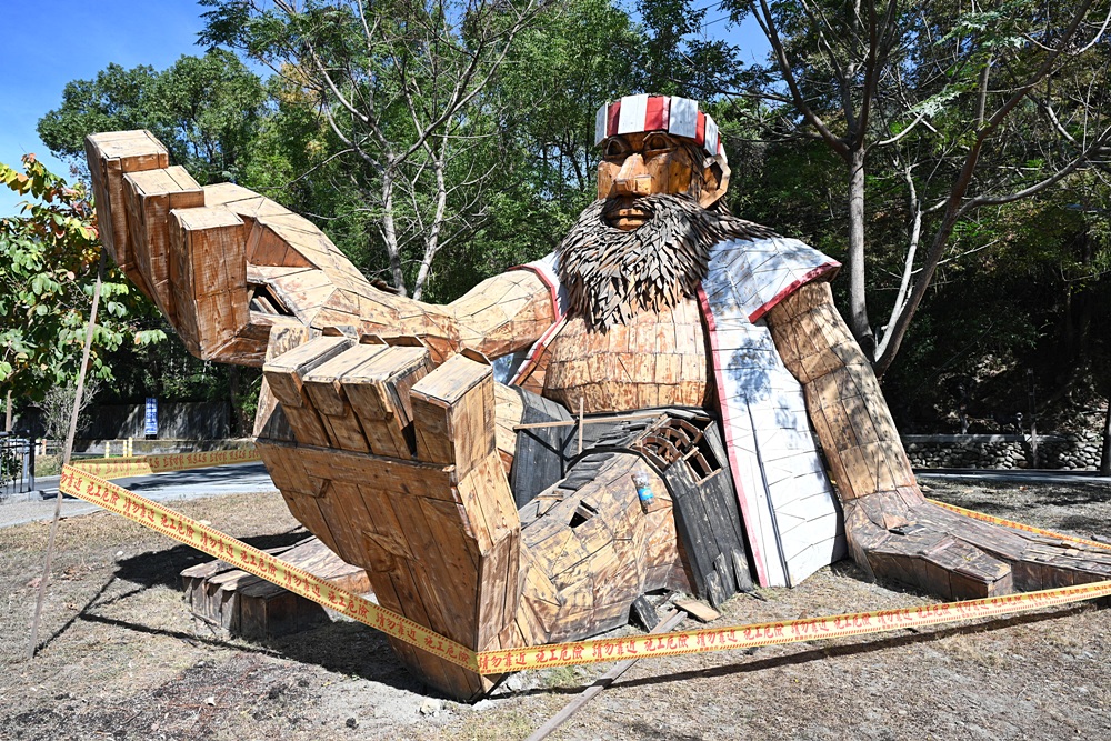 南投一日遊。丹大布農部落 丹大布農文化生態探索部落 雙龍瀑布七彩吊橋、攀樹初體驗、DIY馬告香氛香水! 南投一日遊。丹大布農部落 丹大布農文化生態探索部落 雙龍瀑布七彩吊橋、攀樹初體驗、DIY馬告香氛香水!