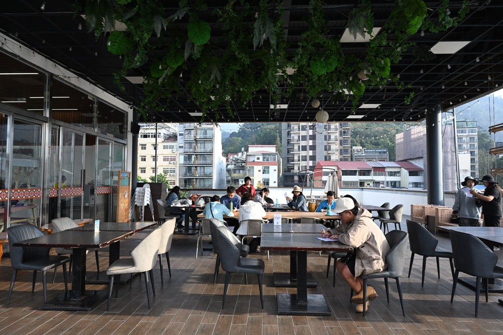 日月潭旅遊全攻略|邵族文化巡禮、日月潭遊船、DIY傳統編織、邵族傳統服飾體驗、日月潭二日遊! 日月潭旅遊全攻略|邵族文化巡禮、日月潭遊船、DIY傳統編織、邵族傳統服飾體驗、日月潭二日遊!