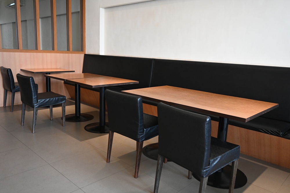 台東鐵花村美食推薦。鐵花小路 日式炸豬排、日式定食套餐厚切藍帶起司豬排! 台東鐵花村美食推薦。鐵花小路 日式炸豬排、日式定食套餐厚切藍帶起司豬排!