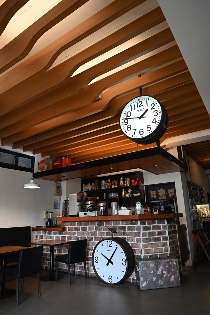 台東鐵花村美食推薦。鐵花小路 日式炸豬排、日式定食套餐厚切藍帶起司豬排! 台東鐵花村美食推薦。鐵花小路 日式炸豬排、日式定食套餐厚切藍帶起司豬排!