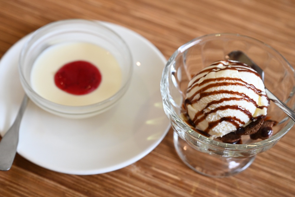 台東鐵花村美食推薦。鐵花小路 日式炸豬排、日式定食套餐厚切藍帶起司豬排! 台東鐵花村美食推薦。鐵花小路 日式炸豬排、日式定食套餐厚切藍帶起司豬排!