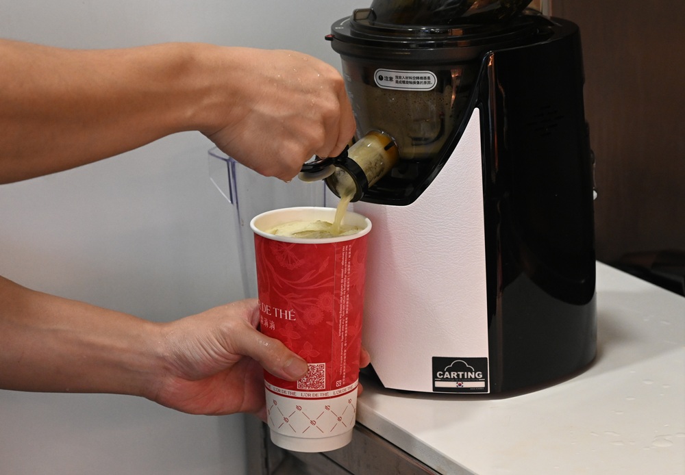 高雄手搖飲推薦。漉滴滴．茶中黃金 推薦必點 松露起司乳酪奶霜系列、慢磨鮮蘋玉露！